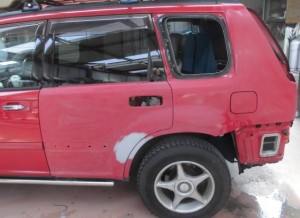 日産エクストレイル キズの塗装修理