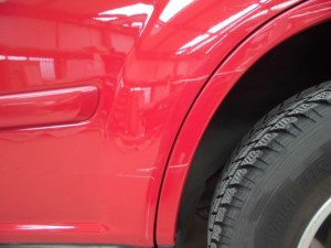 日産エクストレイル キズの塗装修理