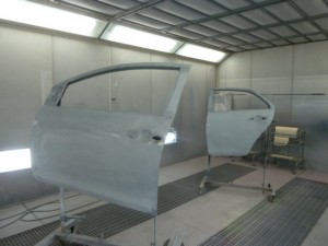トヨタBELTA 左側面の損傷修理
