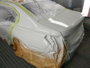 BMW 750 鈑金塗装