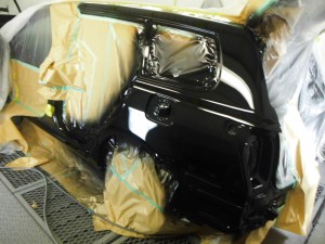 トヨタ カローラフィールダー リヤフェンダー取替