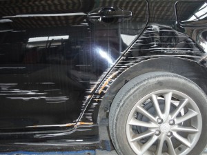 トヨタ カローラフィールダー リヤフェンダー取替