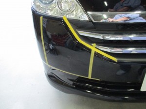 ホンダステップワゴン フロントバンパー修理