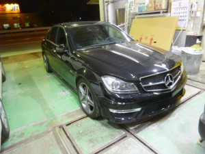 AMG C63 バンパー交換