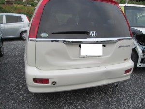 ストリーム 追突事故 板金塗装修理