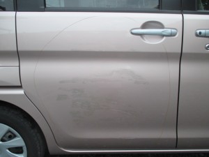 ダイハツタント スライドドア交換