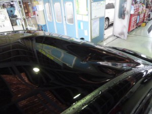 アルファード 屋根飛び岩損傷