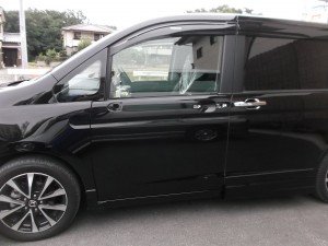 ホンダステップワゴン 鈑金塗装