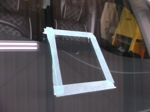 日産 セレナ ガラス交換