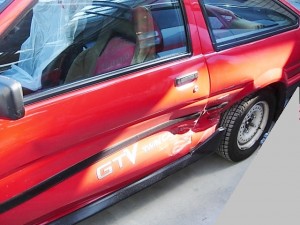 トヨタ トレノ(AE86) 側面修理