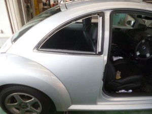 ニュービートル ドア交換 フォルクスワーゲン(VW)