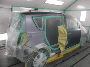 トヨタ ラクティス 板金修理