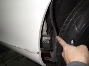 ゼロクラウン リヤバンパー修理