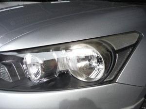 埼玉県春日部市 ホンダ インスパイア ヘッドランプレンズ修理