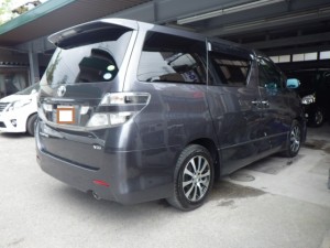ヴェルファイア 追突大破修理