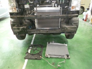 エブリィ(DA64V)【ラジエター交換を安く済ませる修理方法】