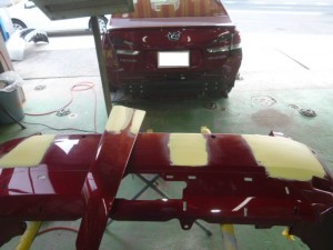 レクサスHS ドア バンパー 板金修理