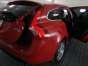 ボルボV60 グラスコーティング