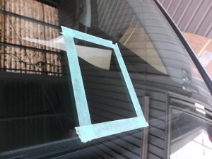 フロントガラス 飛び石(ヒビ)修理