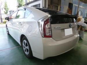 30系プリウス(ZVW30)左リヤドア・リヤフェンダ修理