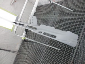 トヨタ アクア トミーカイラ ロウェンスポイラー塗装取り付け