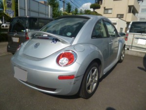 VW ニュービートル リヤバンパー交換