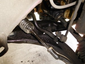 ニッサン エクストレイル(TNT31) エンジンオイル漏れ修理