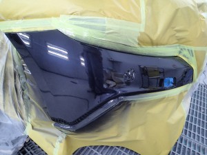 ボルボV70 クロスカントリー バンパー修理塗装/桶川市