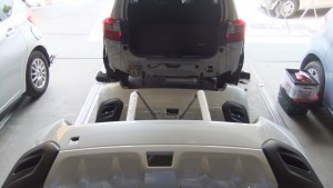 スバル XV リヤバンパー交換 川越市
