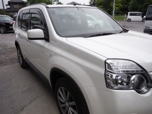 日産X-TRAIL右側擦っちゃった!!