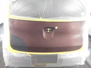 日産モコ バックドアの凹み修理