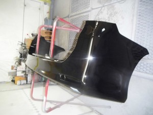 トヨタ ヴォクシー ZRR70W 塗装色 黒(202) の修理