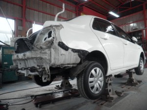 ベルタ 全損車を直す!