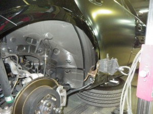 レクサス IS ドア交換、クォーターパネル鈑金