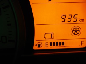 燃料の給油口は右側?左側?