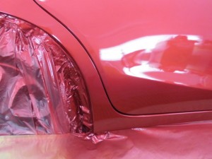 マツダデミオ タイヤアーチ部位の損傷