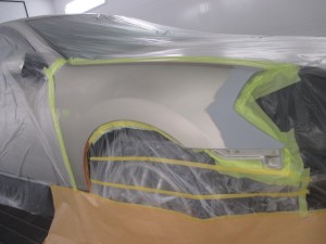 日産ティアナ フェンダー凹みの修理
