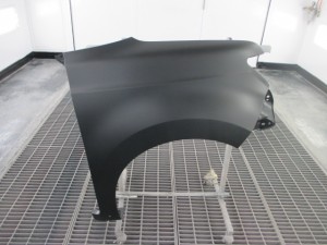 トヨタbB フロント周りの板金塗装修理