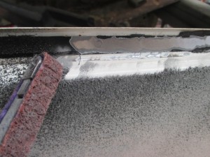 トヨタハイエース 溶接パネル交換
