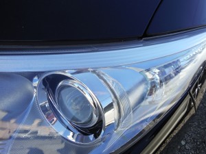 埼玉県春日部市:エスティマハイブリッド ヘッドライト黄ばみ再生