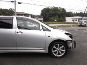 トヨタ ウィッシュ イタズラ修理