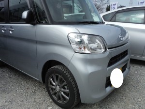 埼玉県春日部市 ダイハツ タント 右前部修理