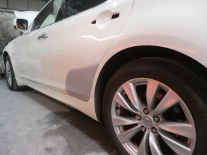 日産フーガ 鈑金(板金)塗装