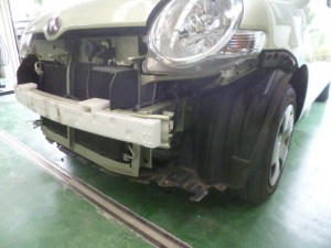 シエンタ NCP81 フロントバンパー交換