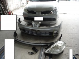 埼玉県春日部市 日産ティーダ 左前部修理
