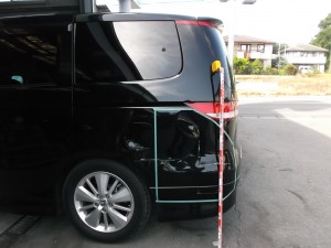 ホンダ エリシオン 板金修理