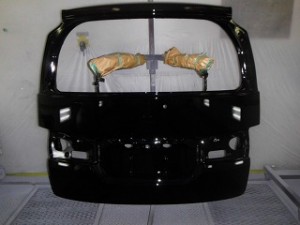 埼玉県春日部市 ホンダ ステップワゴン 追突事故車両修理