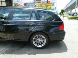 BMW320TR