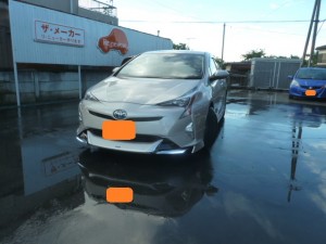 新型プリウススポイラーセット取付