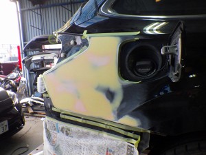 あっ 当て逃げ・・・ レガシー リヤバンパー交換/右リヤフェンダー板金塗装/桶川市